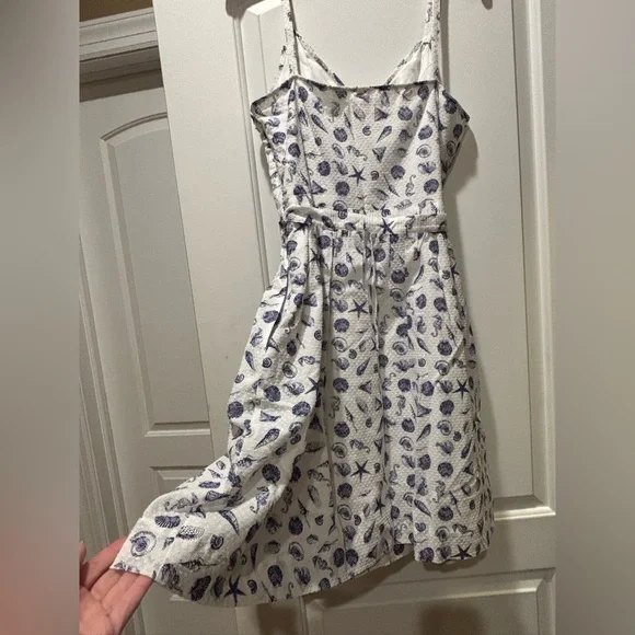 Brooks Brothers White and Blue Cotton Seashell Dress Size 12 Women - Picture 4 of 13